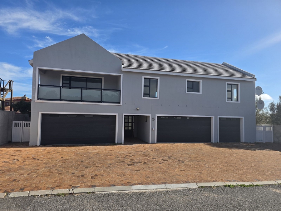 6 Bedroom Property for Sale in Myburgh Park Western Cape